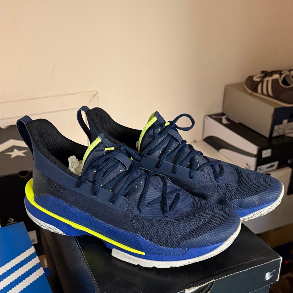 Curry 7 Dub nation